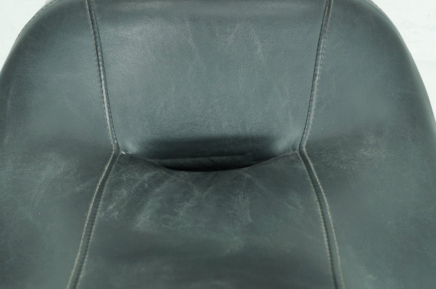 2007 - 2013 Harley-Davidson Touring Electra Glide Ultra Passenger Rider Driver Seat Saddle 52164-10