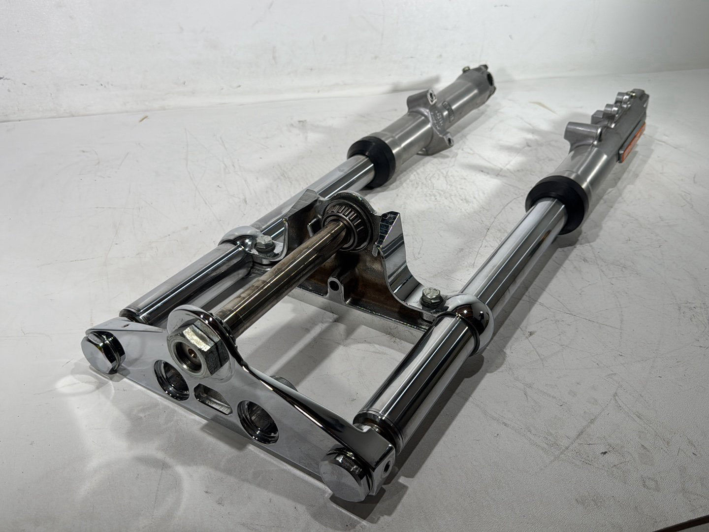 2003 Harley Dyna Wide Glide FXDWG OEM Front Triple Tree Set & LH RH Fork Legs Sliders