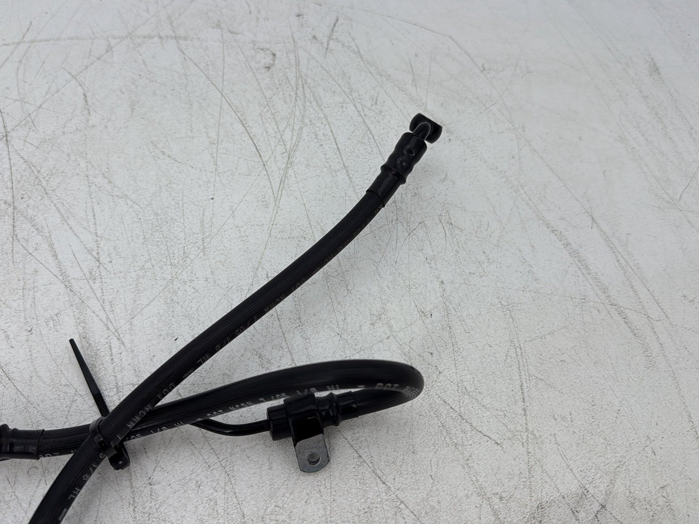 2006 Harley Sportster XL883L 883 Low OEM Front Brake Hose Line Pipe 46411-05B