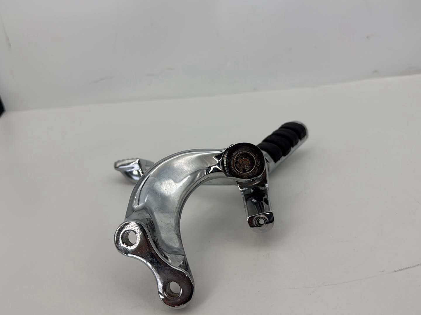14 Harley Sportster XL883L 883 SuperLow OEM Right Driver Foot Controls Peg Rest