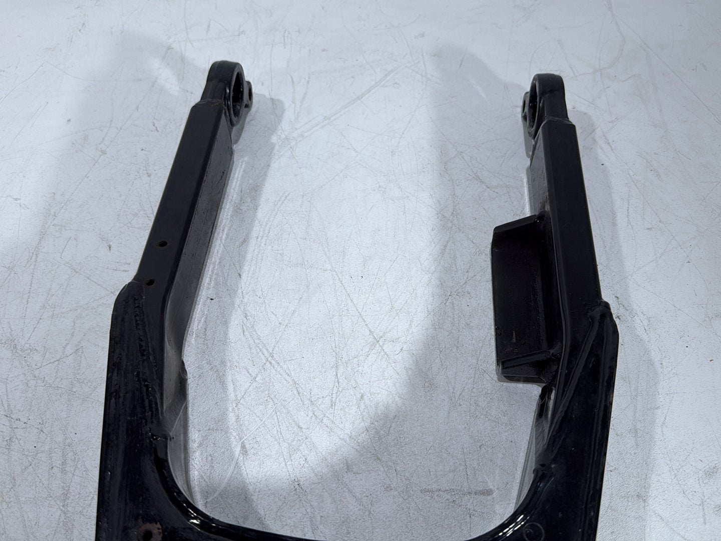 2003 Harley Road King Touring FLHRCI Classic OEM Rear Fork Swingarm Swing Arm