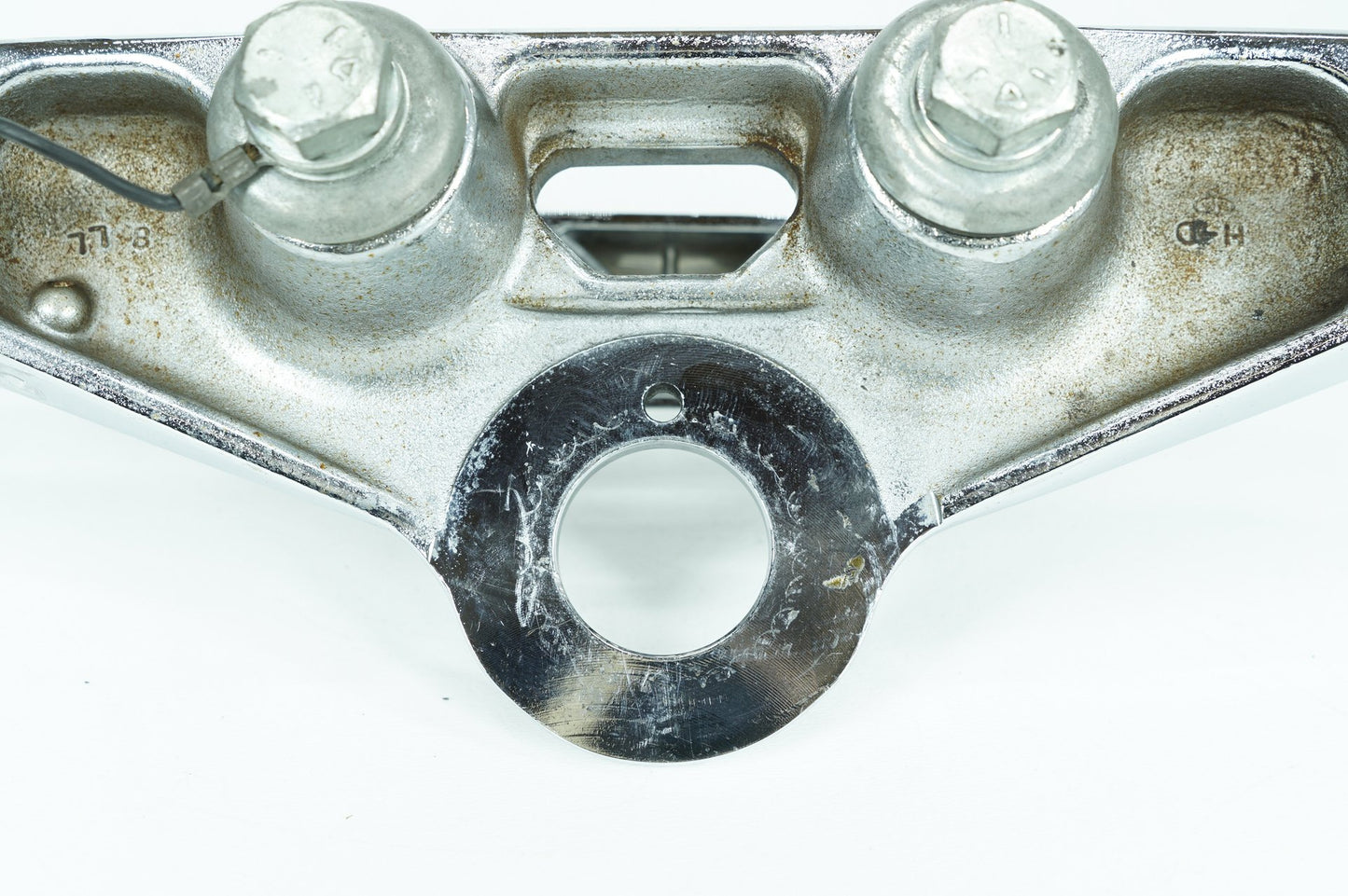 1999 - 2006 Harley-Davidson Dyna Wide Glide Front Fork Upper Triple Tree Clamps 45672-80B