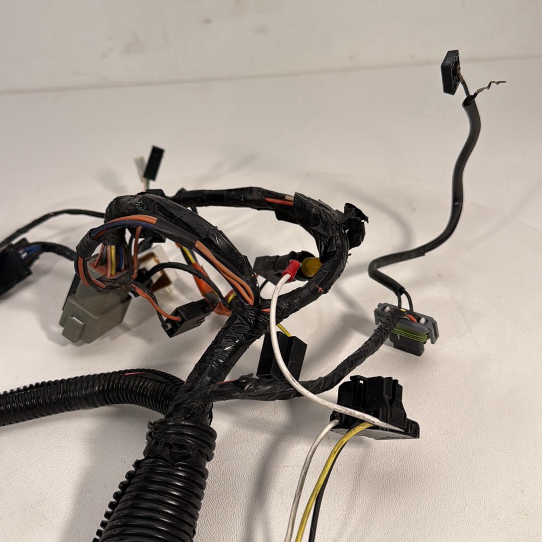 1999 - 2006 Harley-Davidson Touring Electra Glide Ultra Front Sub Wiring Harness Loom Interconnect 70232-04