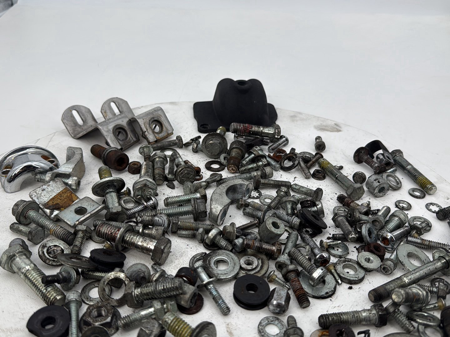 1999 - 2006 Harley-Davidson Touring Road King Custom Hardware Bolts Nuts & Brackets