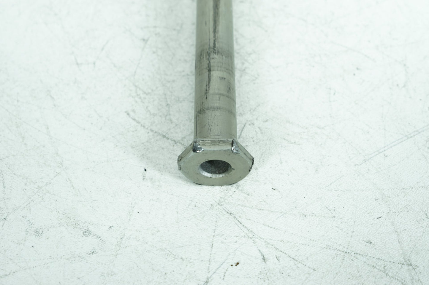 2007 - 2017 Harley-Davidson Dyna Low Rider Rear Fork Swingarm Pivot Bolt Shaft 47641-06