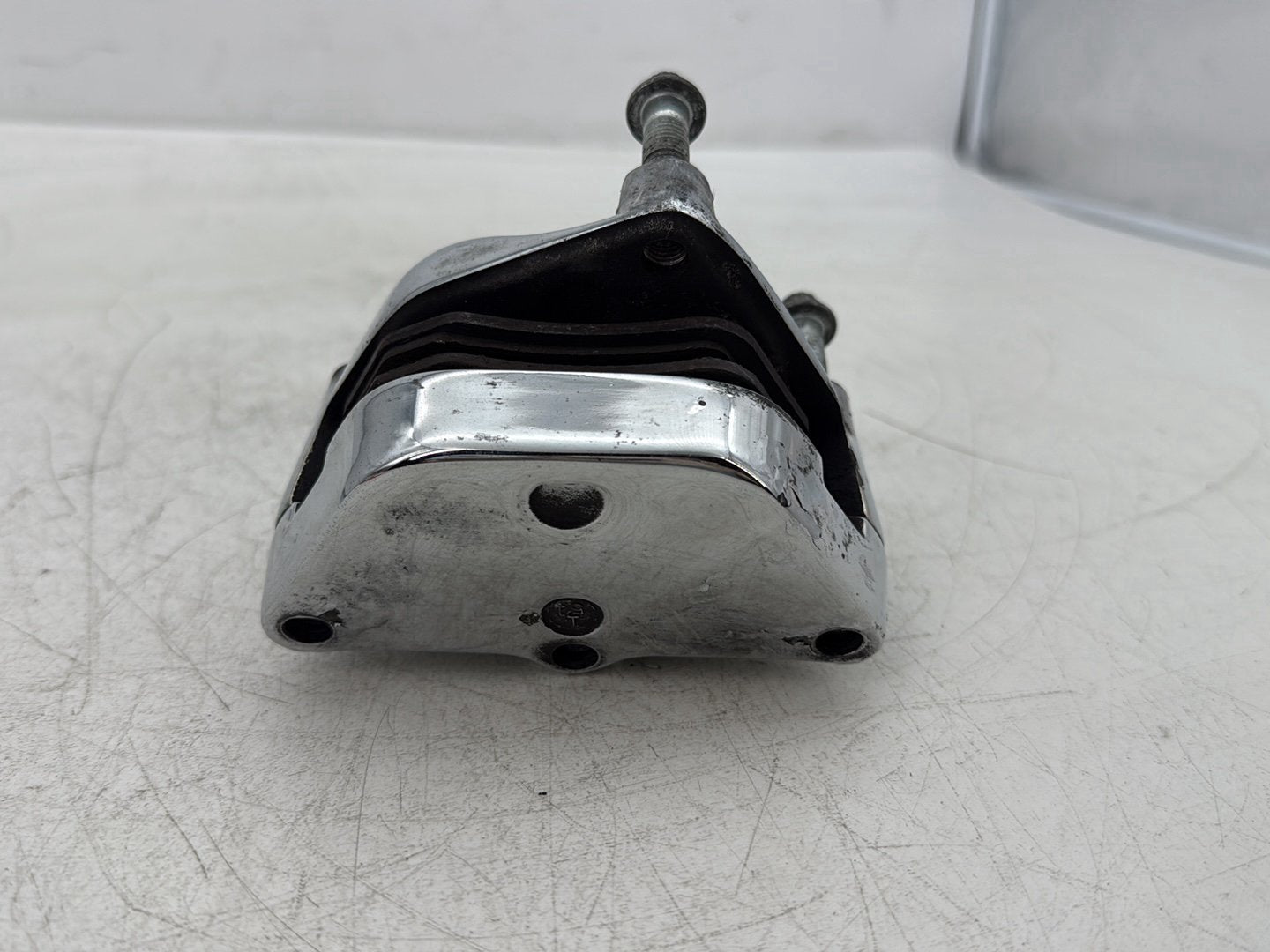 2006 Harley Electra Glide Touring Classic FLHTCI OEM Front Right 1 Brake Caliper