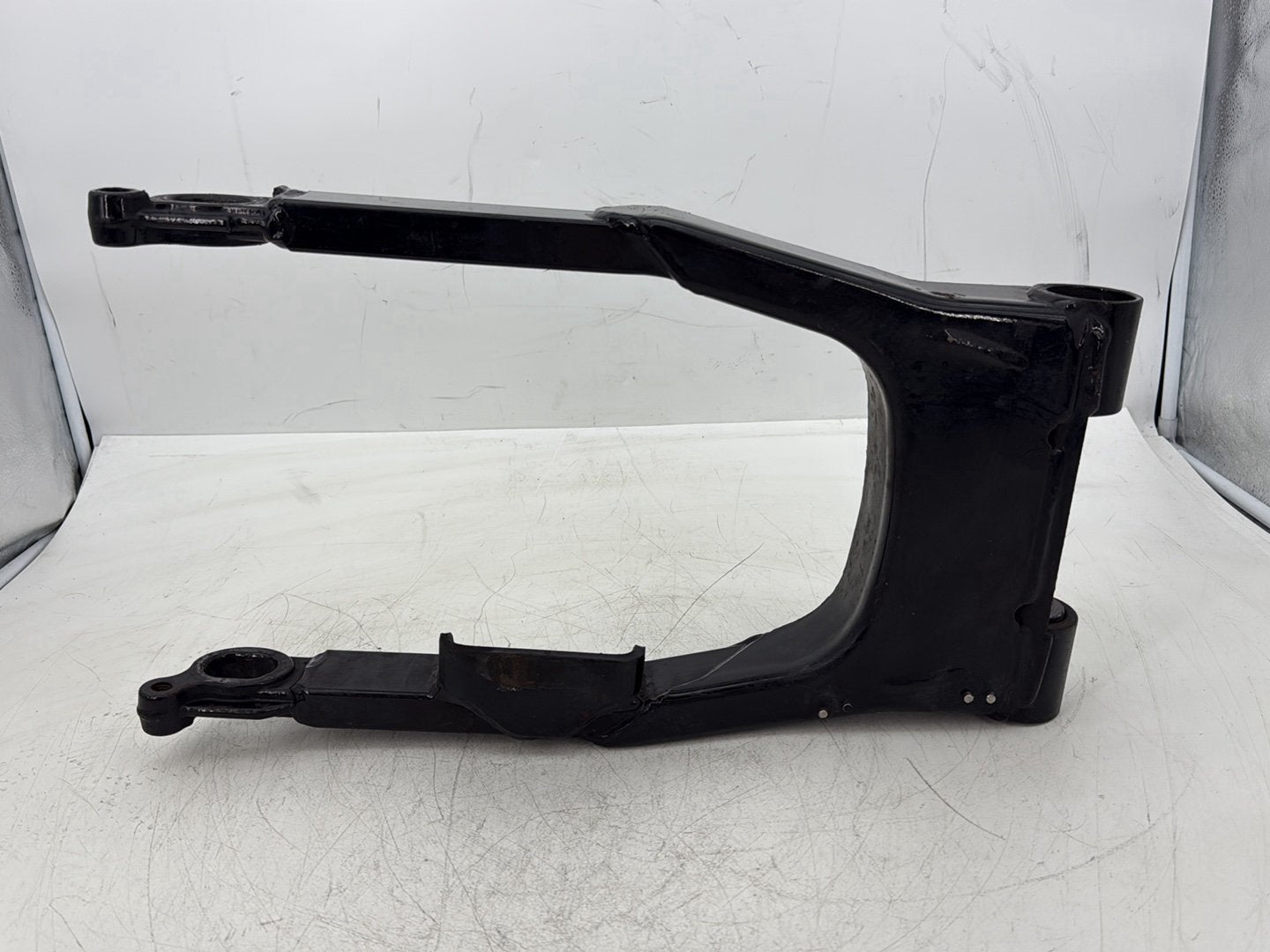 2006 Harley Electra Glide Touring Classic FLHTCI OEM Rear Fork Swingarm Swing Arm