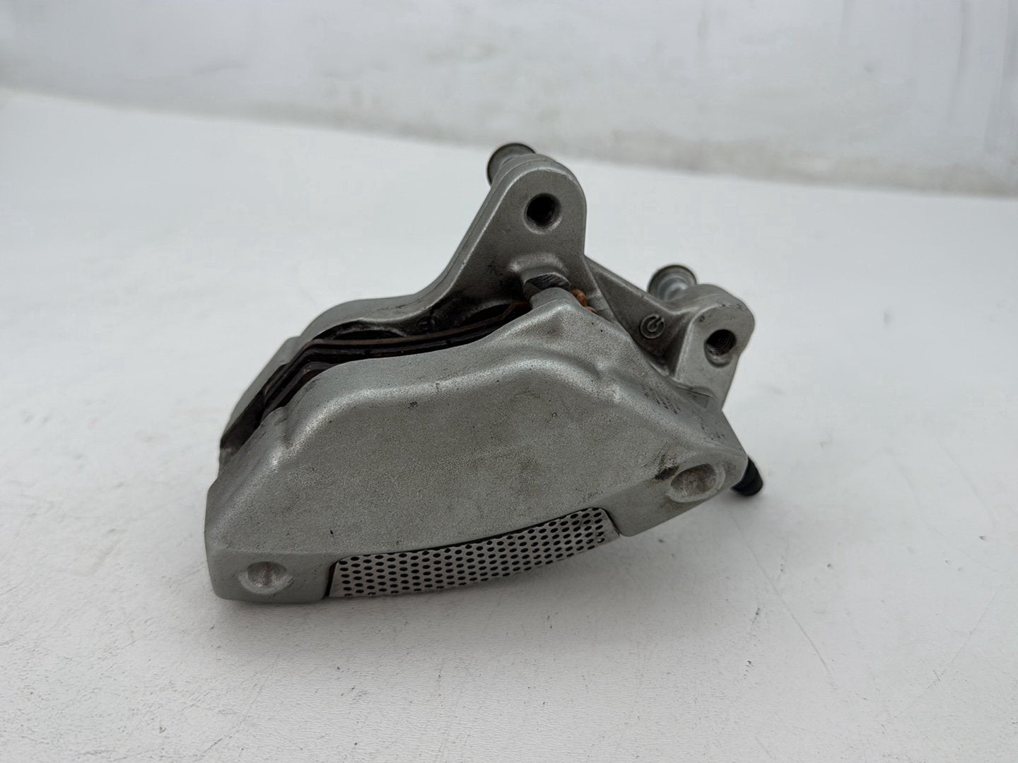 2014 Harley Electra Glide Touring CVO Screamin Eagle OEM Front Right 1 Brake Caliper