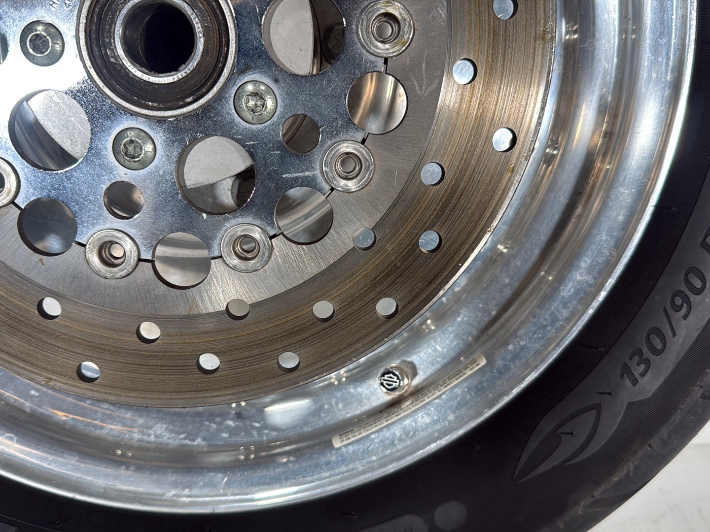 1999 - 2006 Harley-Davidson Touring CVO Screamin Eagle Road King Front & Rear Wheel Rim Tire 43750-03