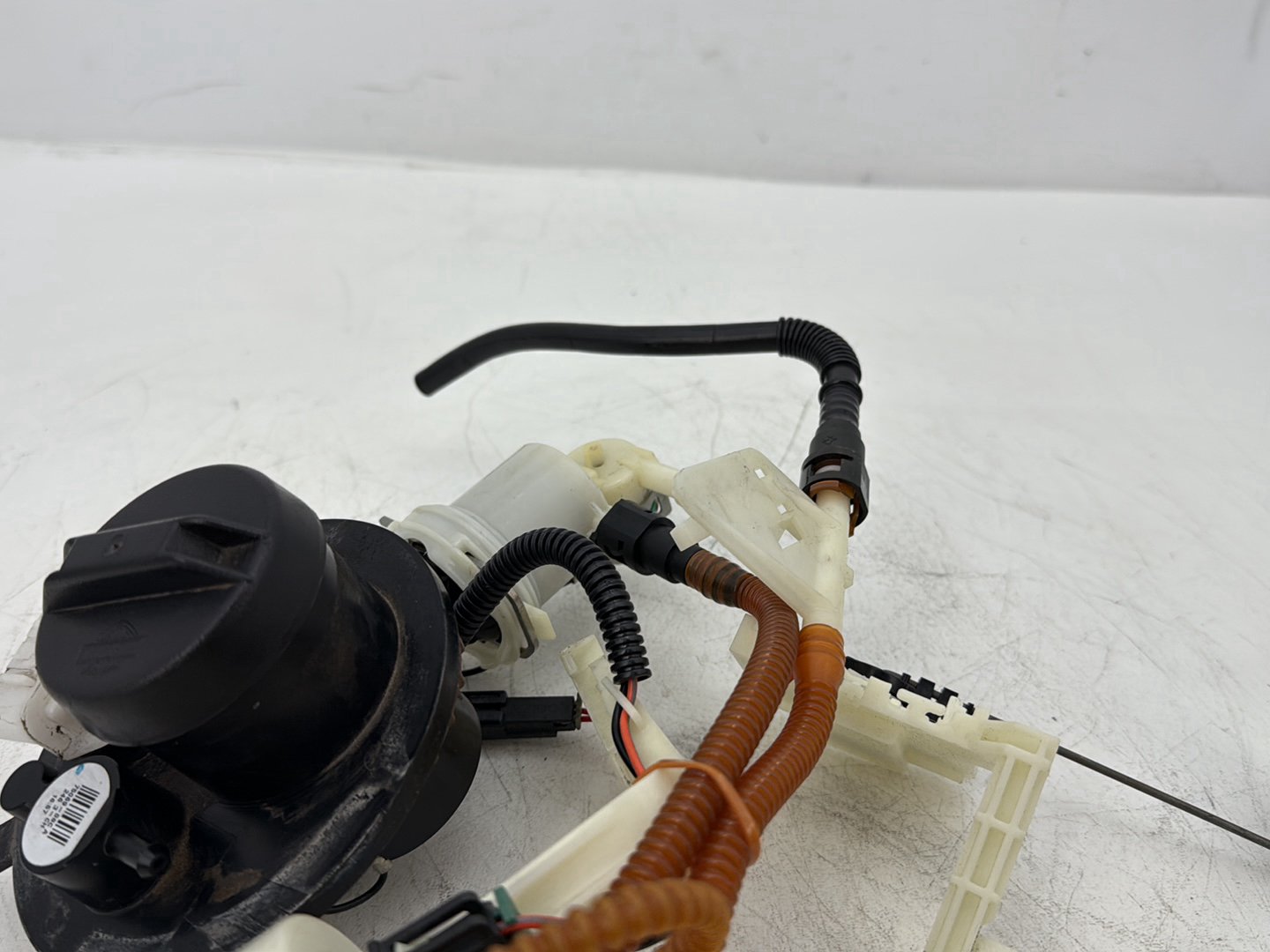 2014 Harley Street Glide Touring FLHXS OEM Fuel Pump Gas Gasoline Petrol Sending