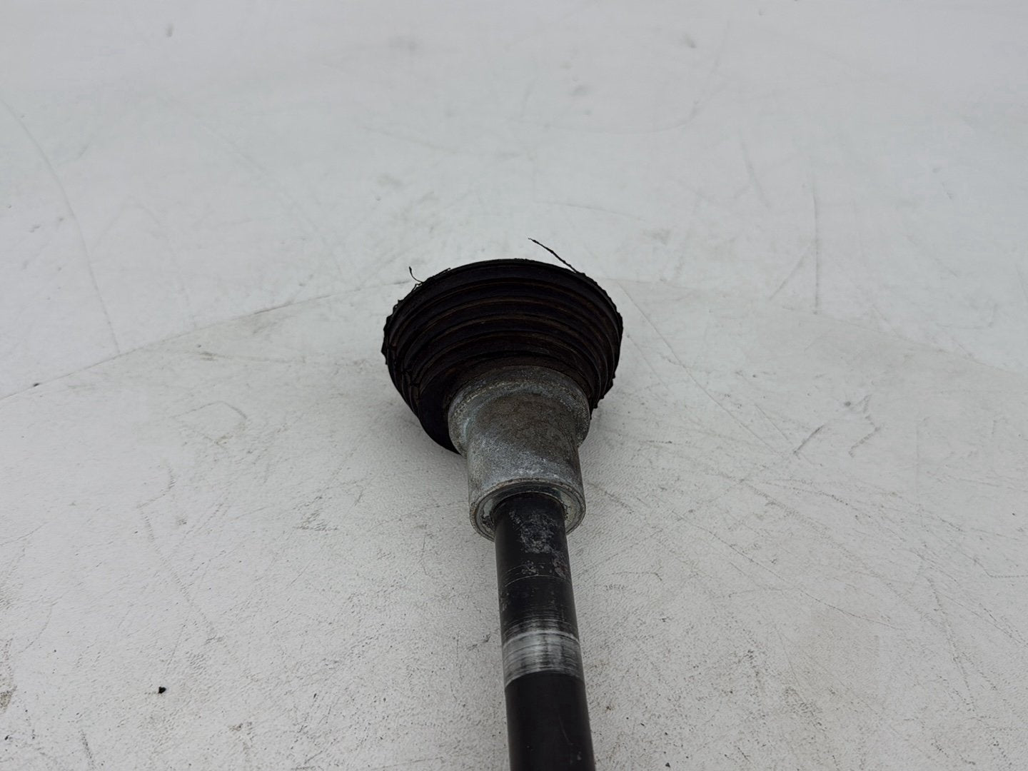 2008 - 2016 Harley-Davidson Touring Electra Glide Ultra Rear Fork Swingarm Pivot Bolt Shaft 47540-11