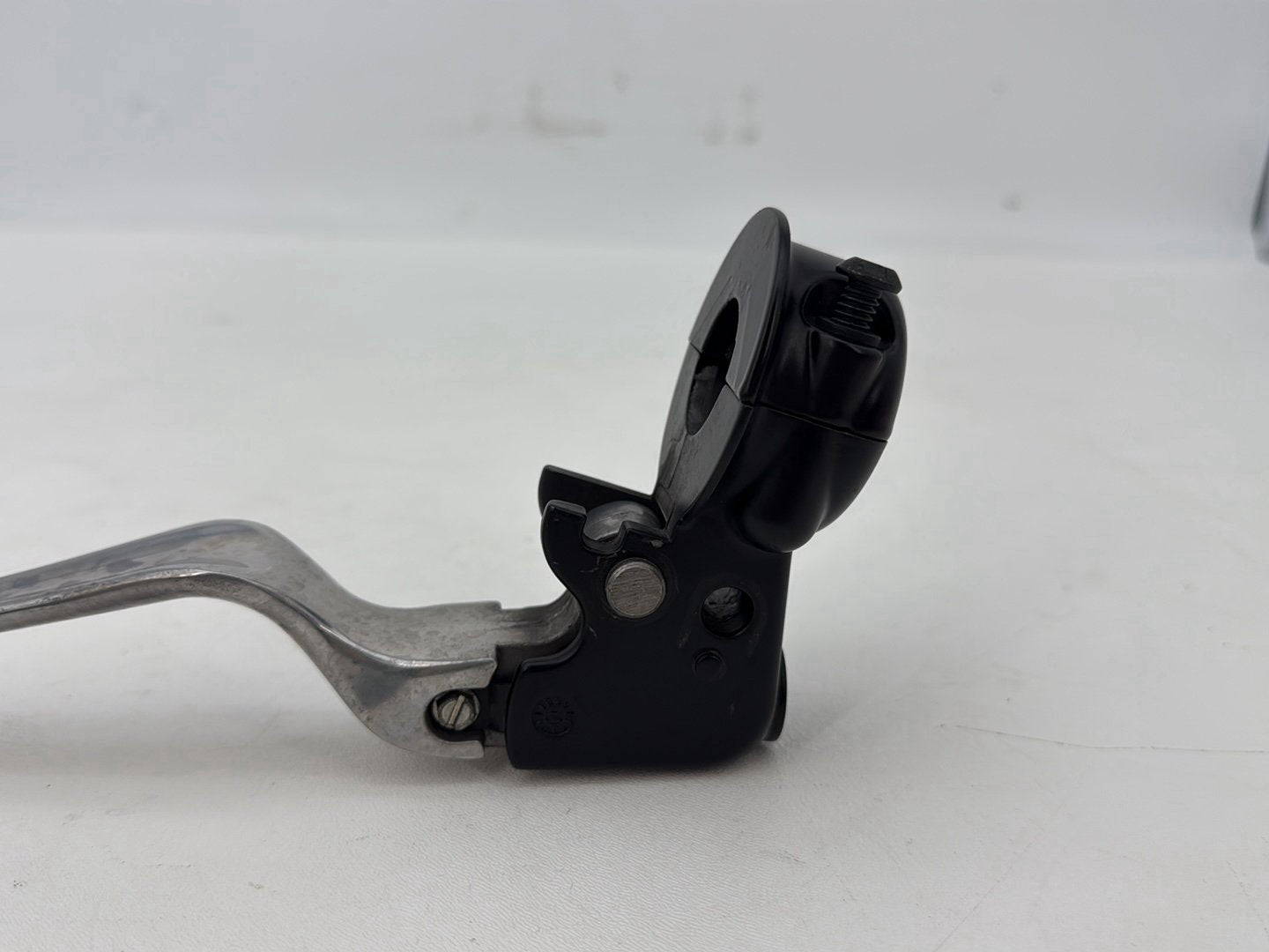 1999 - 2006 Harley-Davidson Dyna Low Rider Front Left Hand Clutch Control Lever 38608-96