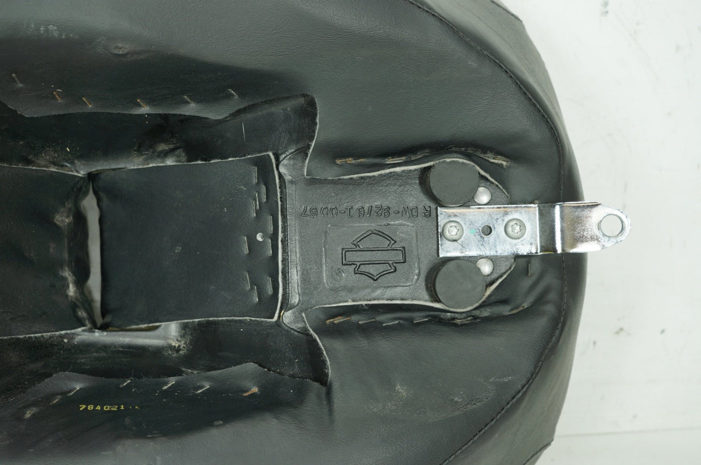 2008 - 2016 Harley-Davidson Touring Street Glide Passenger Rider Driver Seat Saddle 52320-11