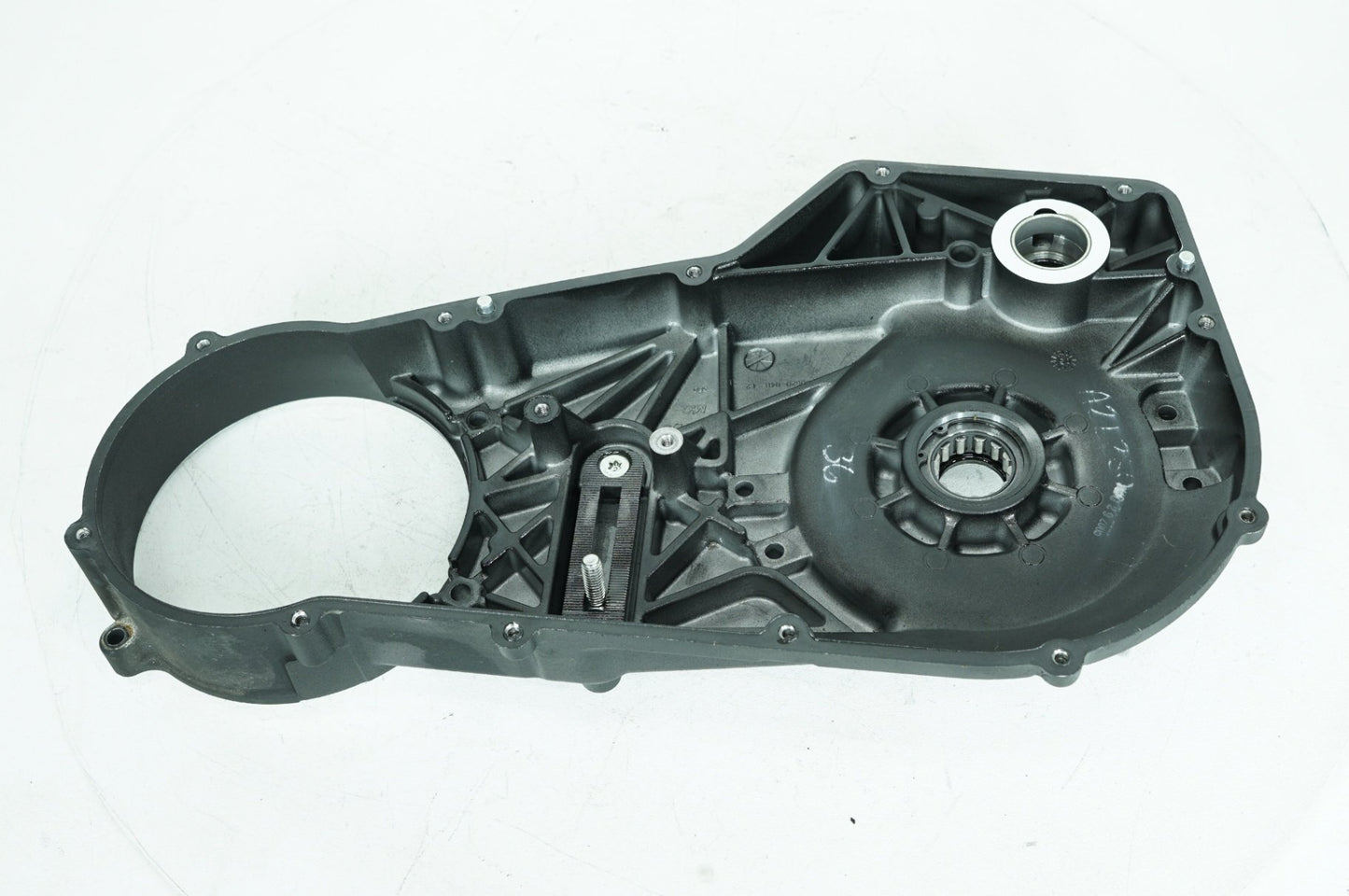2000 - 2006 Harley-Davidson Softail Heritage Classic Inner Primary Clutch Cover 60620-94B