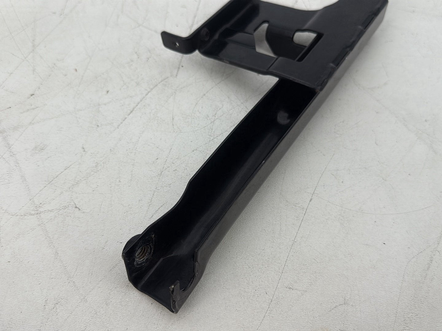 2005 Harley Heritage Softail Classic OEM Seat Bracket Mount Support Mounting