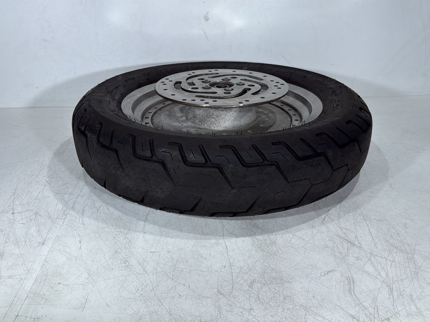05 Harley Sportster XL883C 883 Custom OEM Rear Wheel Rim Tire 150/80B16 71H 16"