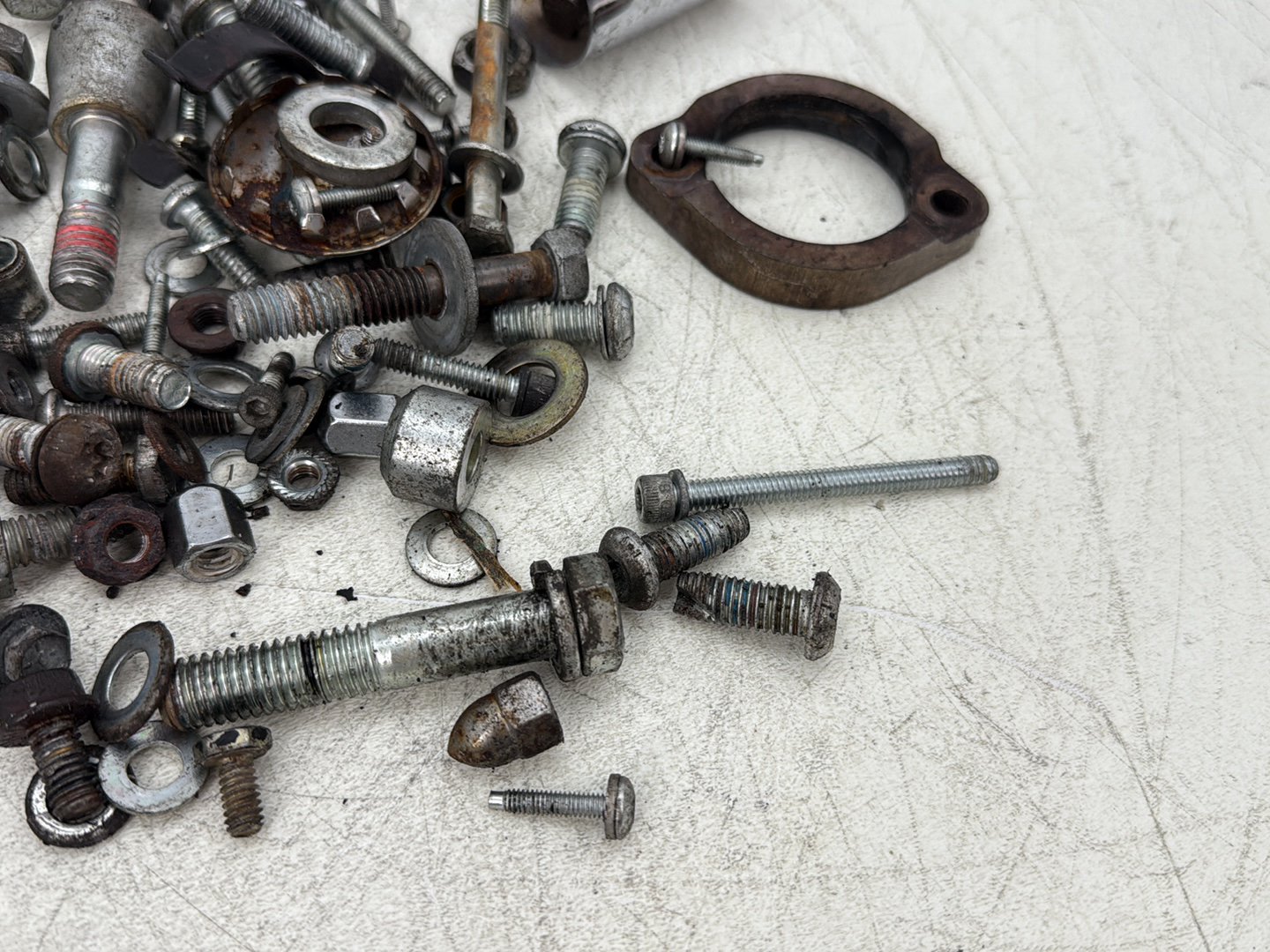 2012 Harley Dyna Super Glide Custom FXDCI OEM Hardware Bolts Nuts & Brackets