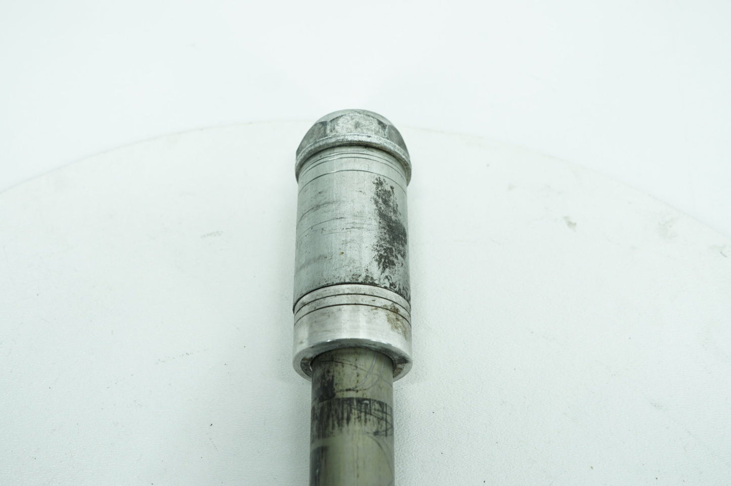 2007 - 2017 Harley-Davidson Dyna Super Glide Custom Rear Wheel Axle Bolt Shaft 41114-08