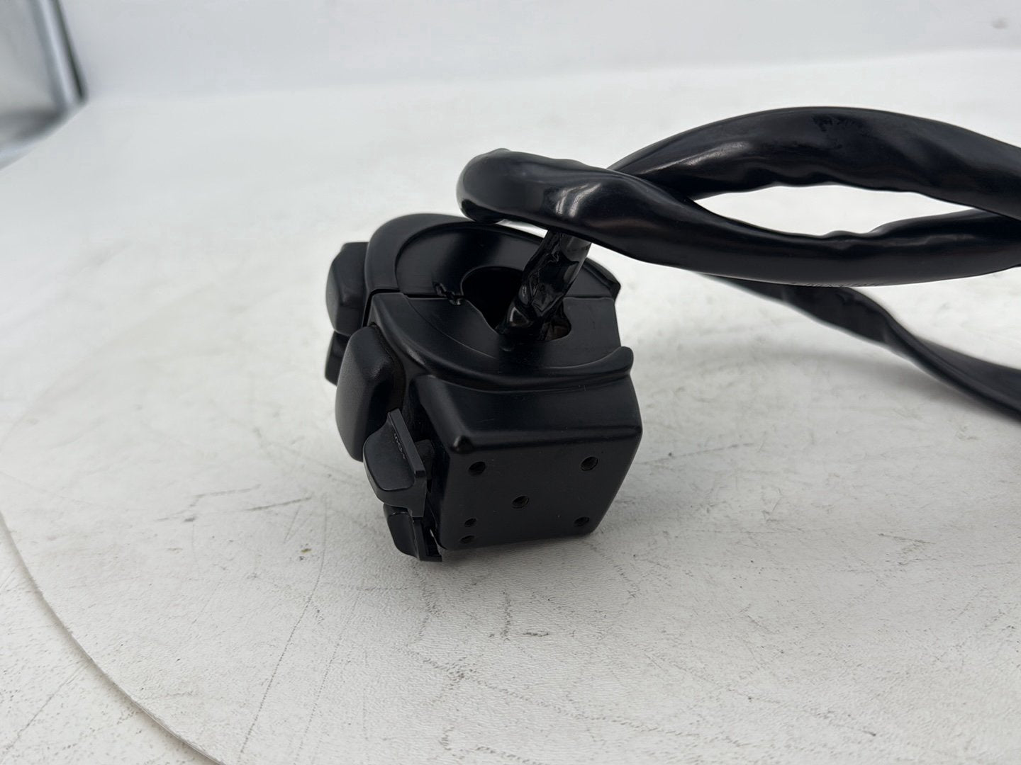 2008 - 2016 Harley-Davidson Touring Electra Glide Ultra Left Turn Signal Headlight Switches Controls 71682-06A