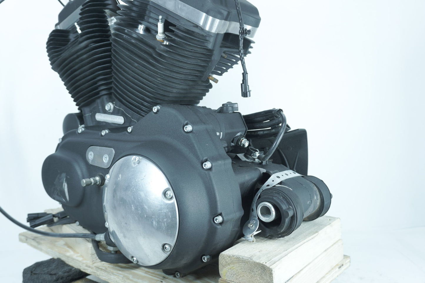 2012 - 2026 Harley-Davidson Sportster Iron 883 EFI 883 Engine Motor Transmission 16200497