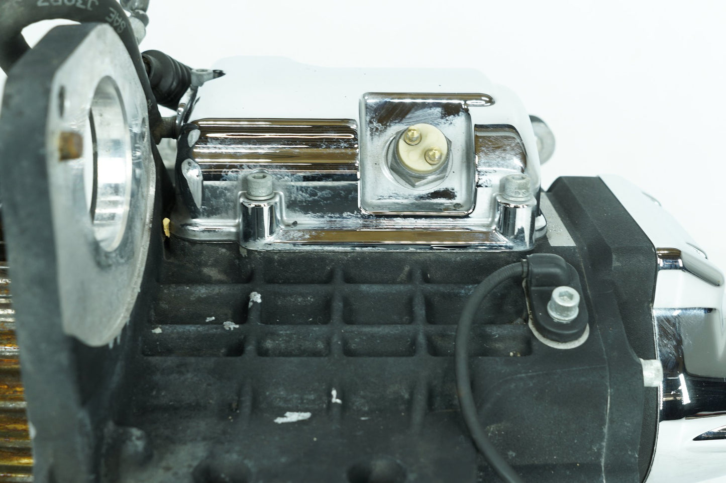 1999 - 2006 Harley-Davidson Softail Deluxe 5 Speed Transmission Gearbox 33052-06A