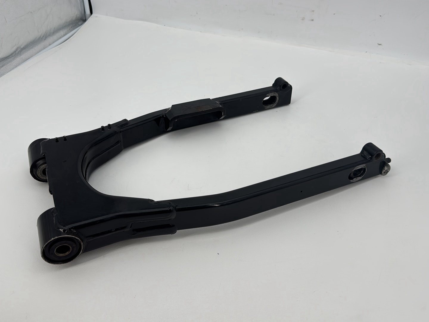1999 - 2006 Harley-Davidson Touring Electra Glide Classic Rear Fork Swingarm Swing Arm 47549-00
