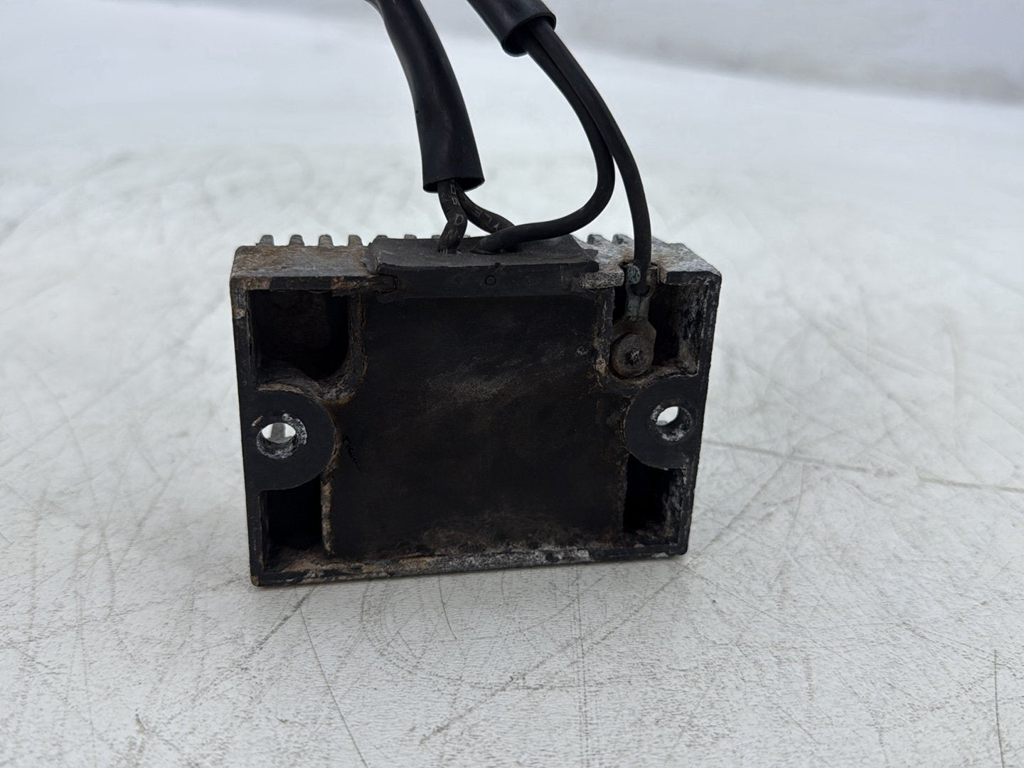 2004 Harley Sportster XL883C 883 Custom OEM Voltage Regulator Rectifier
