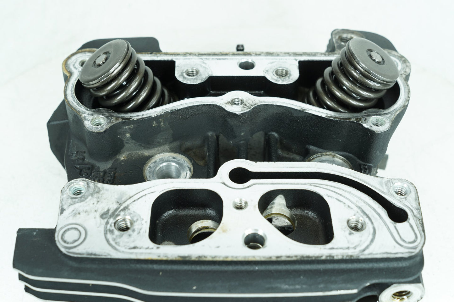 1999 - 2006 Harley-Davidson Softail Heritage Classic Rear Twin Cam Engine Cylinder Head 16725-99