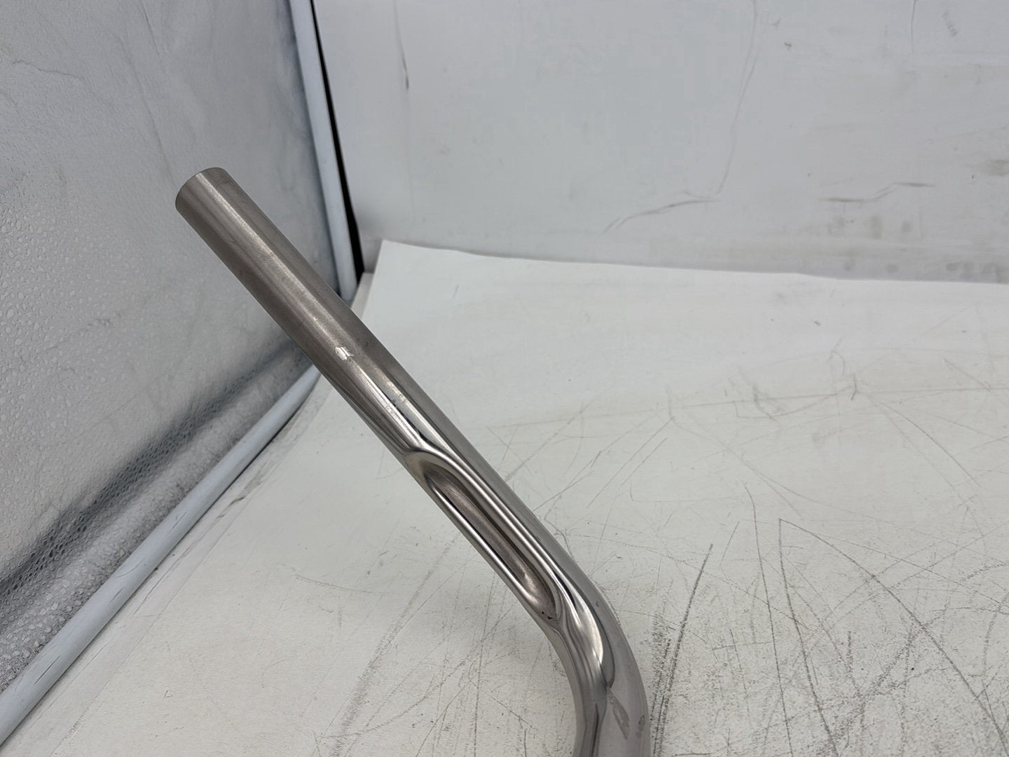 2011 Harley Street Glide Touring FLHX OEM Front Handlebars Handle Bars