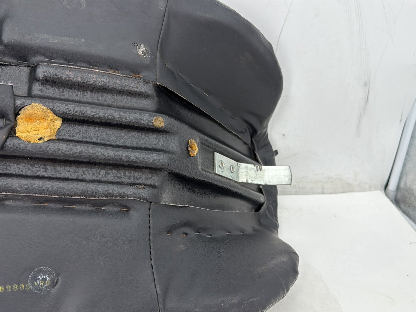2006 Harley Road King Touring FLHRCI Classic OEM Rider Driver Solo Seat Pillion