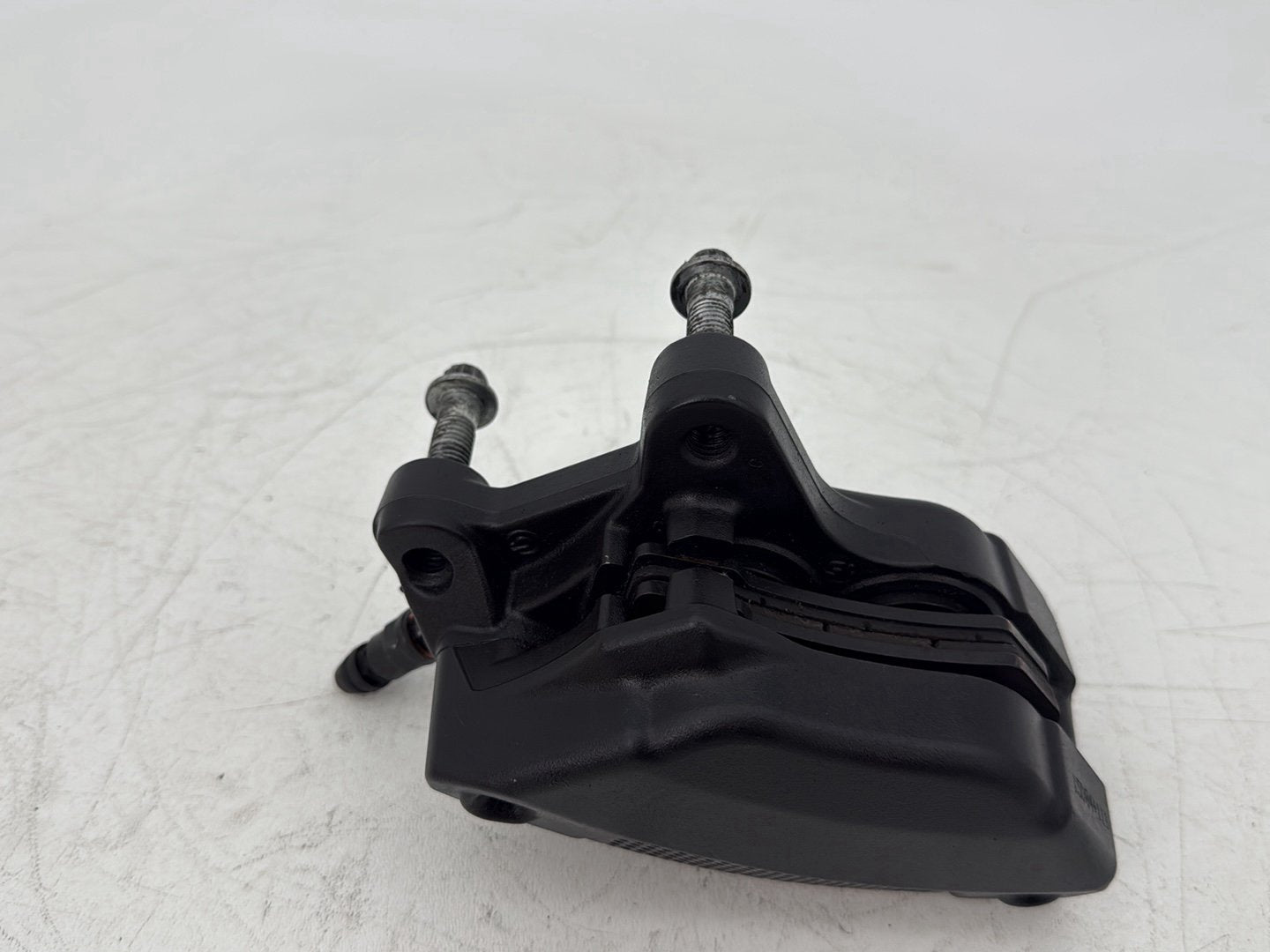 2015 Harley Touring FLHXS Street Glide OEM Front Left 1 Brake Caliper