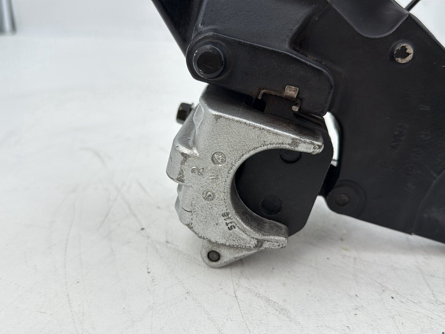 2004 - 2013 Harley-Davidson Sportster 1200 Custom Rear Back Brake Caliper w/ Bracket 40968-05