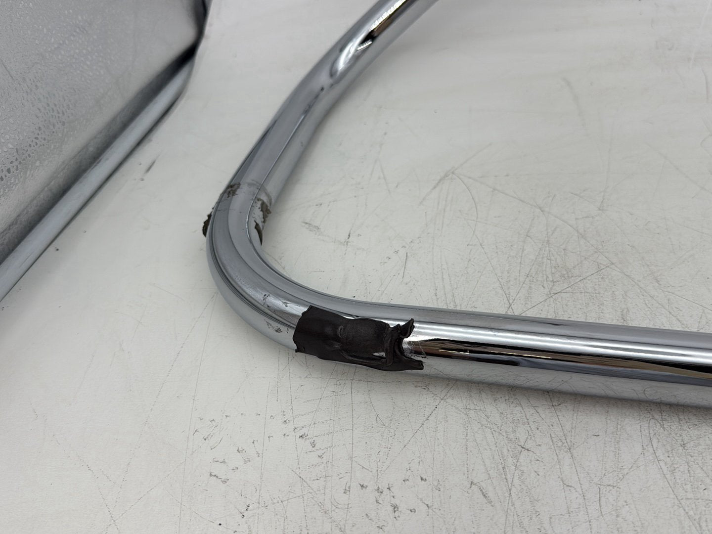 2006 Harley Electra Glide Touring Classic FLHTCI OEM Front Engine Crash Highway Bar Guard