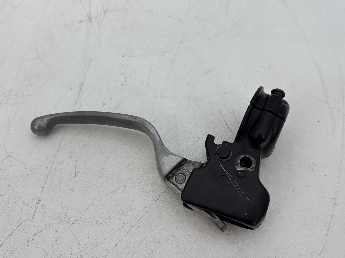 2011 Harley Electra Glide Ultra FLHTK OEM Front Left Hand Clutch Control Lever