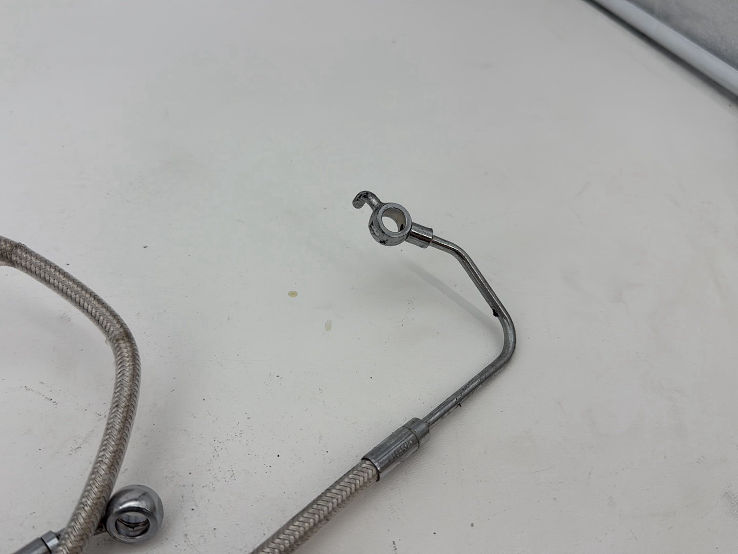 2011 Harley Road King Touring FLHRC Classic OEM Front Brake Hose Line Pipe ABS
