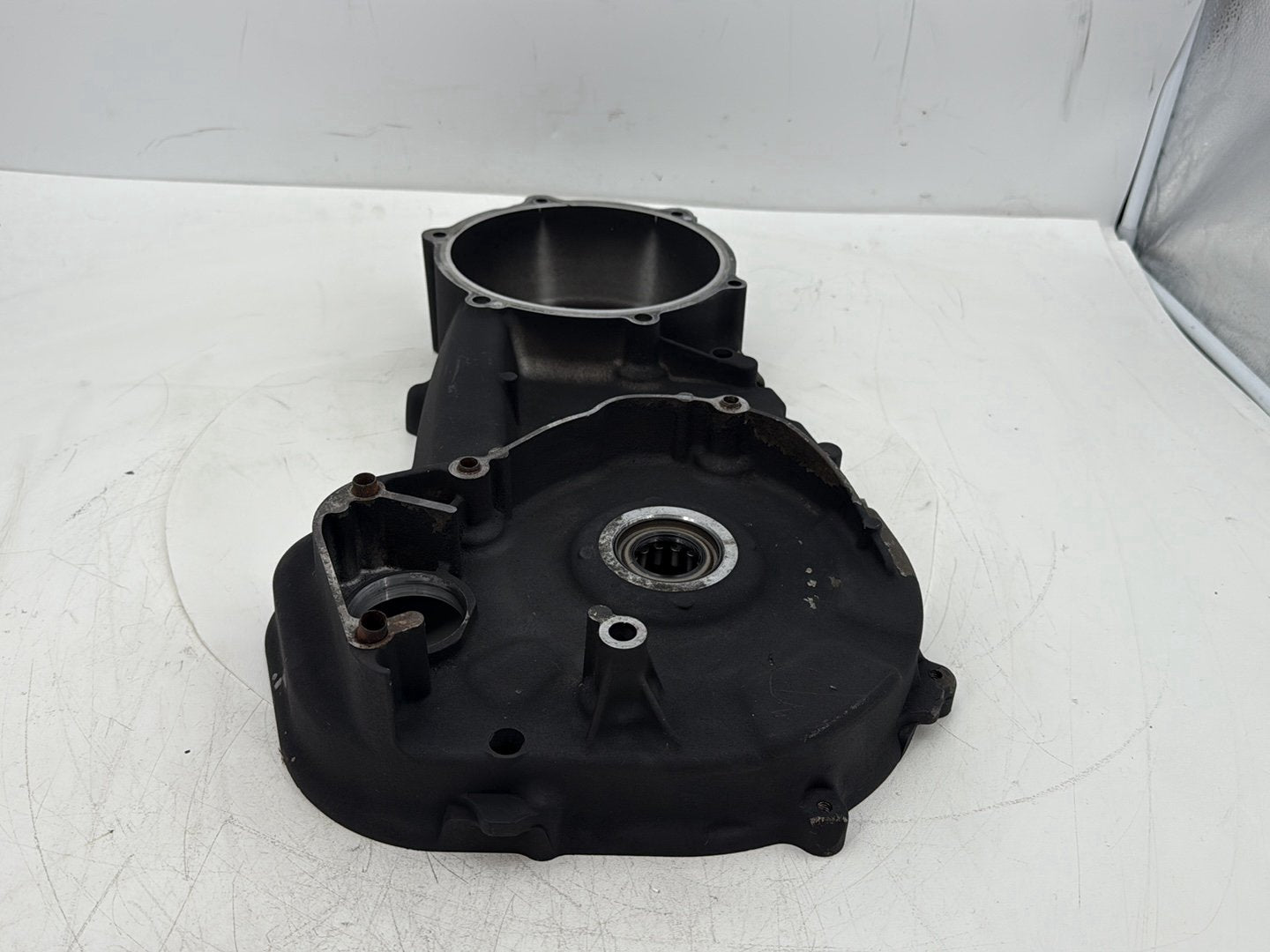 2007 Harley Touring FLHTCU Electra Glide Ultra OEM Inner Primary Clutch Cover