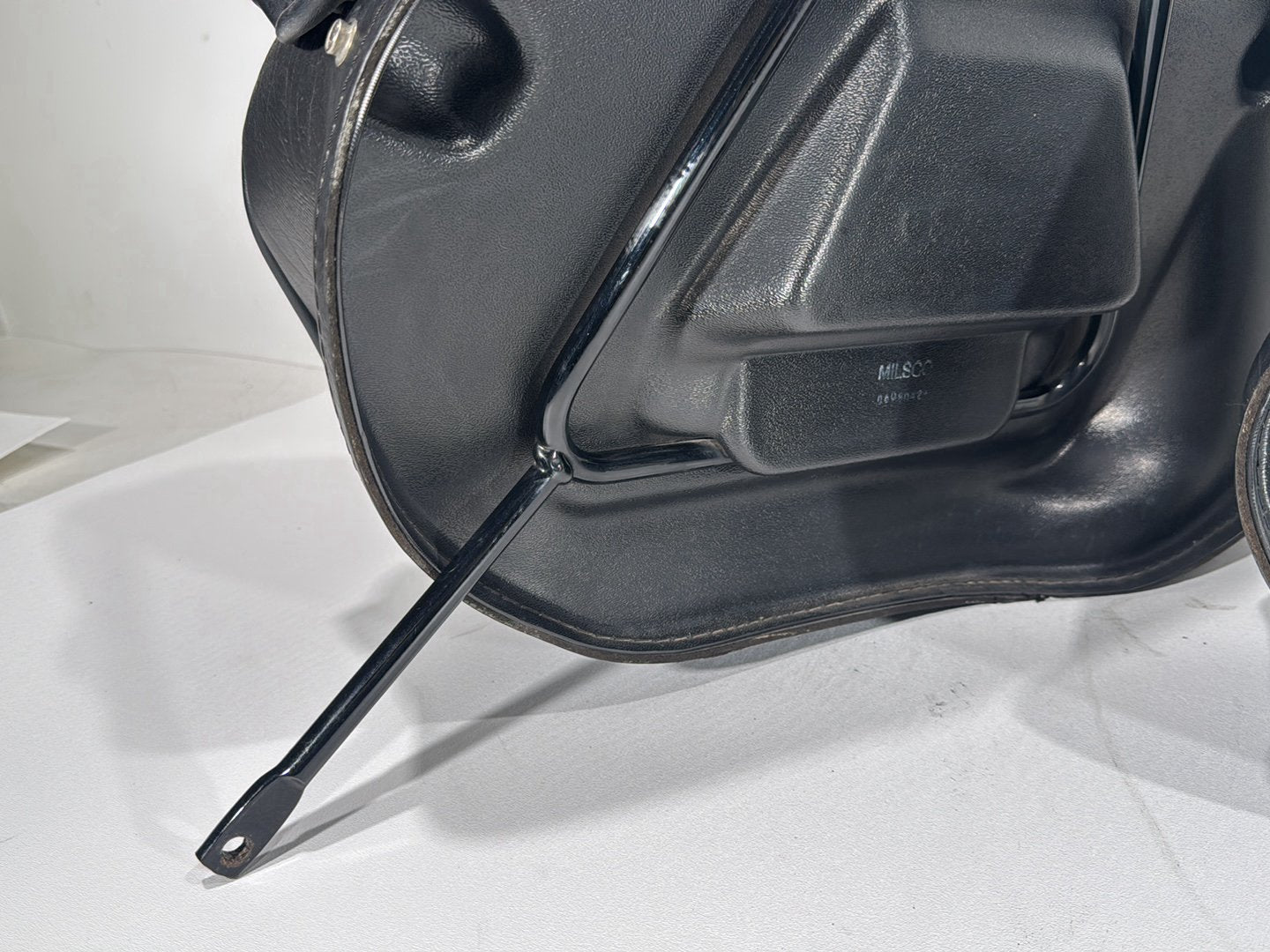 2004 Harley Softail FLSTC Heritage Classic OEM Rear Left Right Saddlebags Luggage Leather