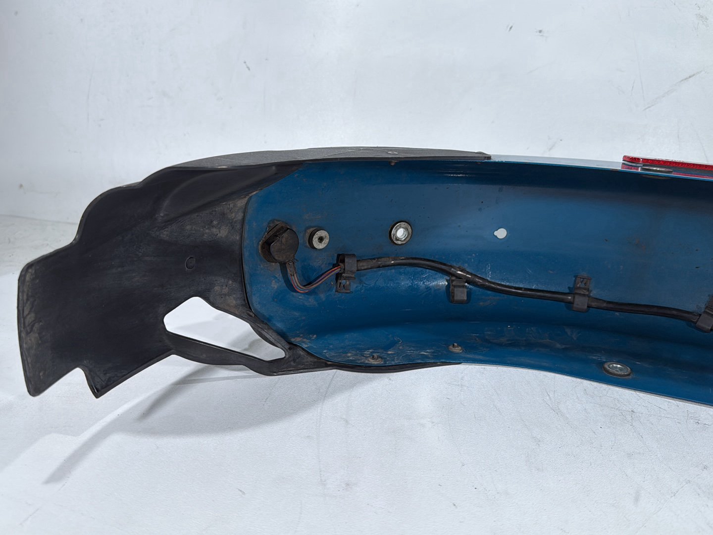 2001 Harley Sportster 883 Hugger XLH883 OEM Rear Wheel Fender Taillight Brake Lamp