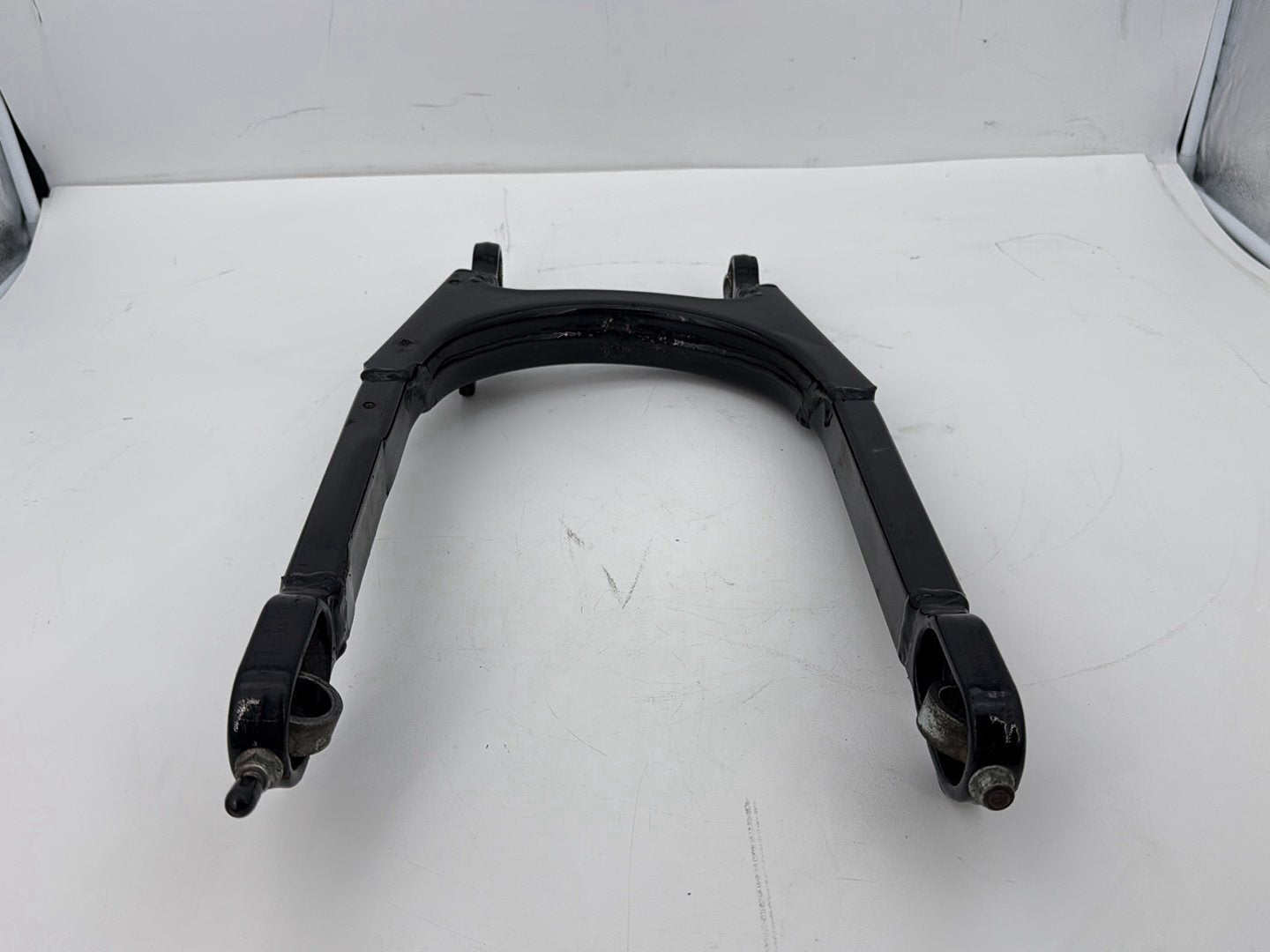2009 Harley Sportster XL1200C 1200 Custom OEM Rear Fork Swingarm Swing Arm