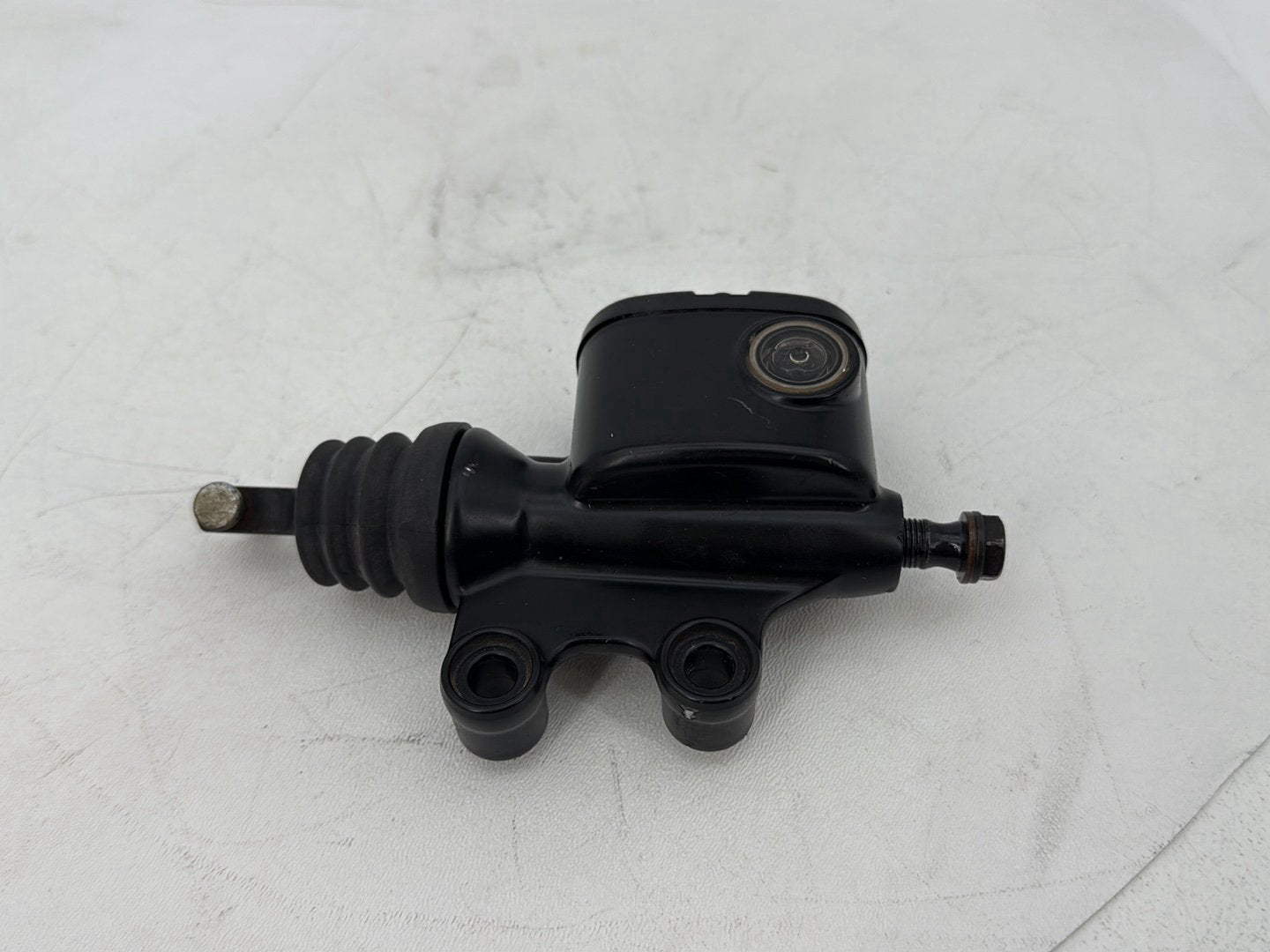 2007 - 2011 Harley-Davidson Touring Electra Glide Ultra Rear Brake Master Cylinder Reservoir 41763-08B