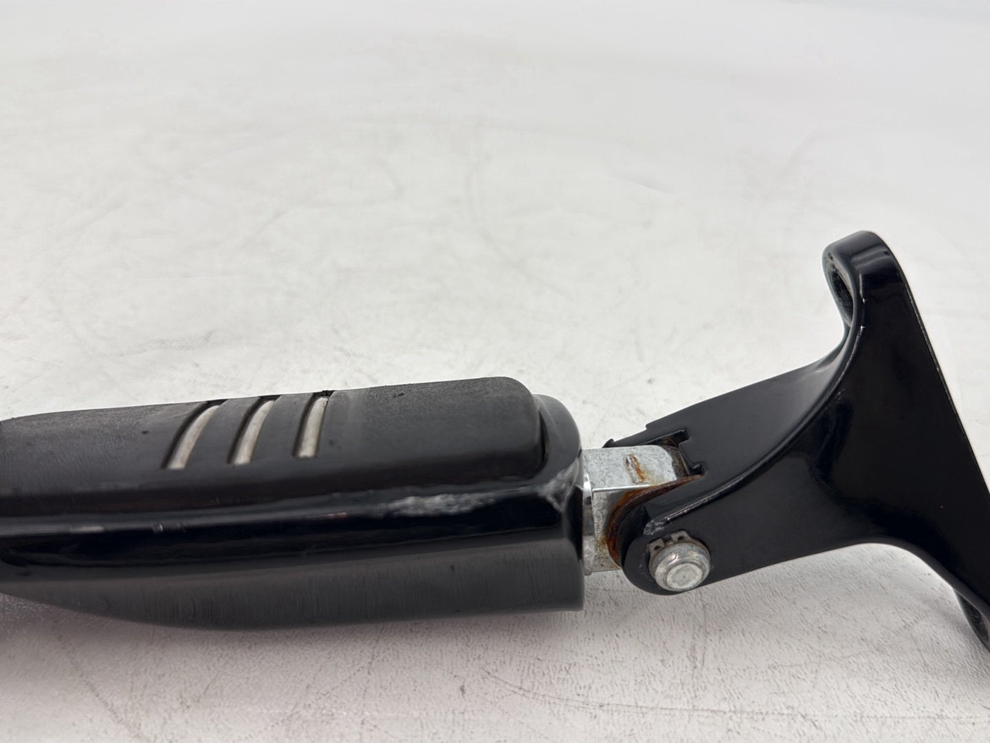 2015 Harley Touring FLHXS Street Glide OEM Passenger Left & Right Foot Pegs