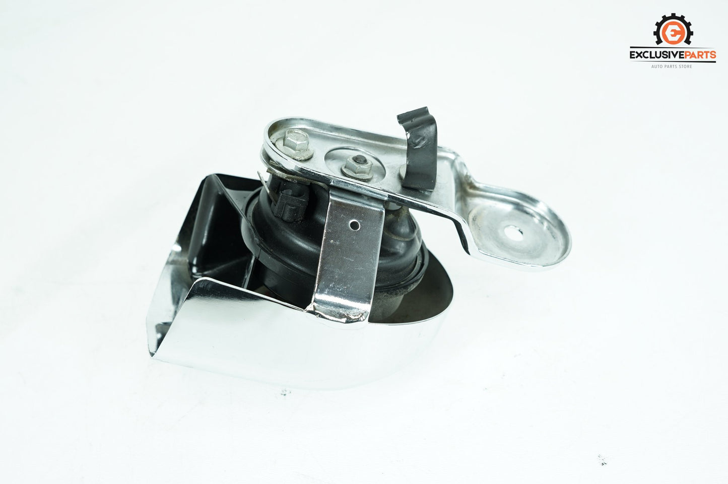 2007 - 2013 Harley-Davidson Touring Electra Glide Classic Horn Signal Klaxon Chrome Cover 69060-90F