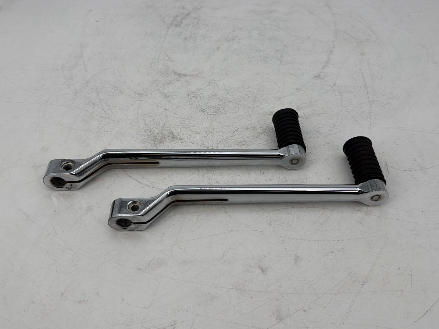 1999 - 2006 Harley-Davidson Touring Electra Glide Classic Gear Shifter Lever Pedal Pedals 33895-82D