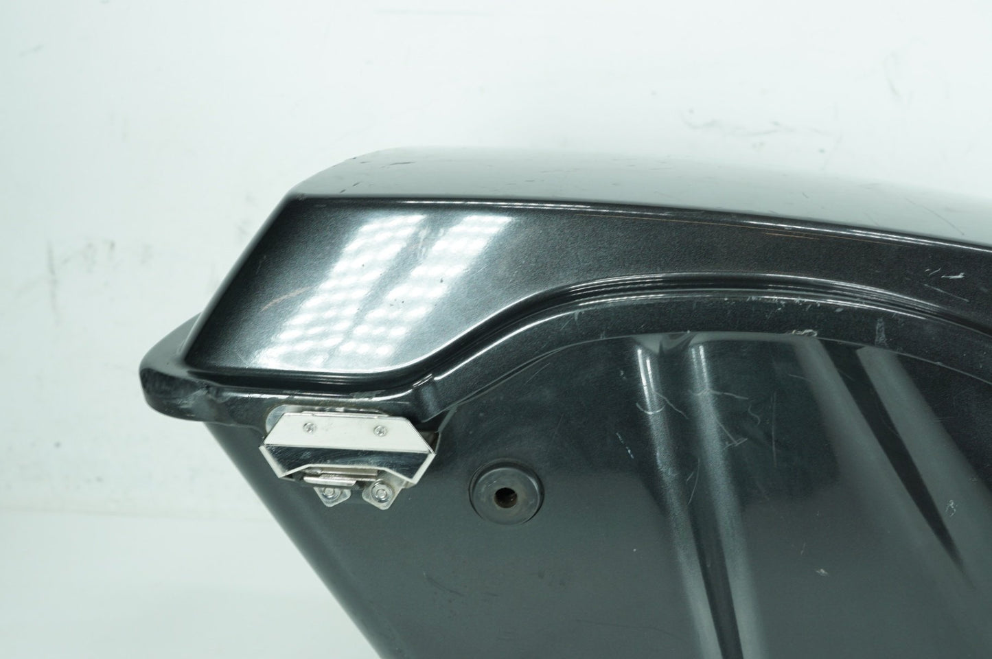 2007 - 2011 Harley-Davidson Touring Road King Classic Right 1 Saddlebag Luggage NO Key 90752-93