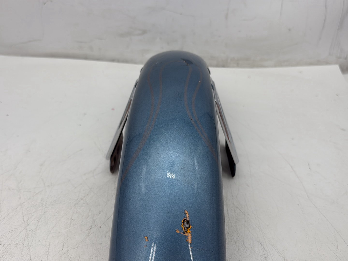 2000 Harley Dyna FXDWG Wide Glide OEM Front Wheel Fender Shell Panel