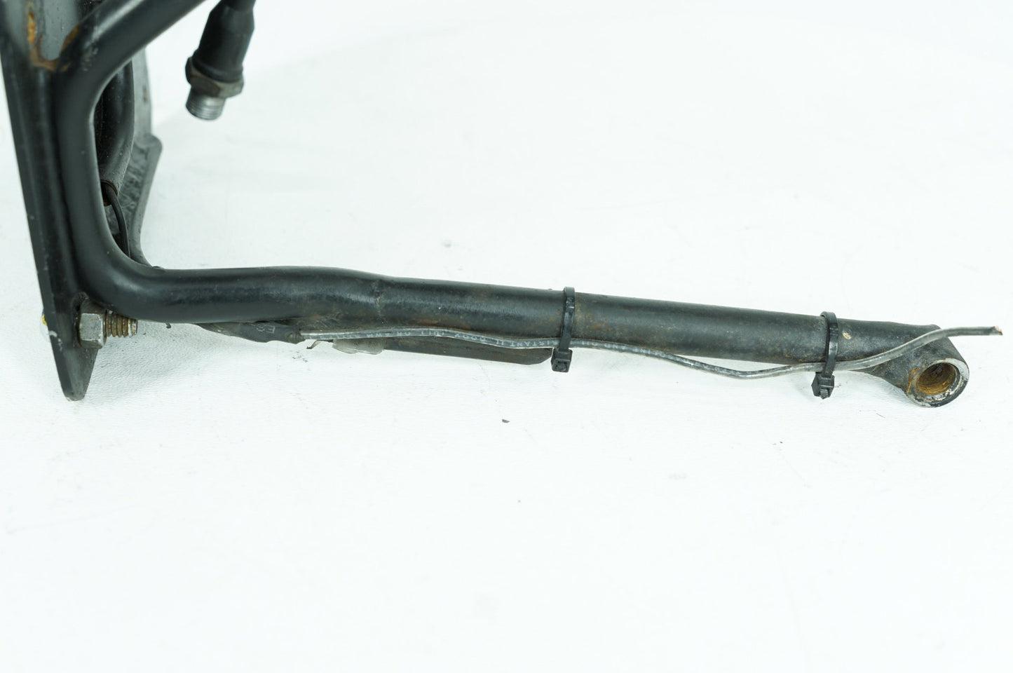 1999 - 2006 Harley-Davidson Softail Deuce Mount Bracket Support Holder 90785-94
