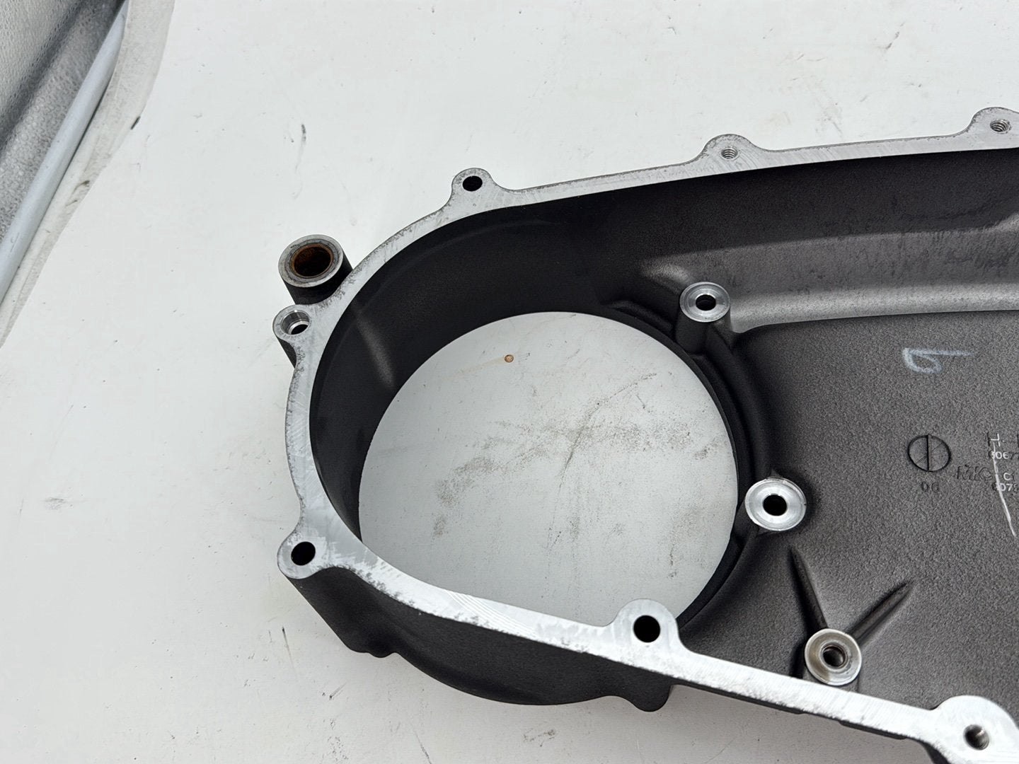 2007 Harley Street Glide Touring FLHX OEM Inner Primary Clutch Cover