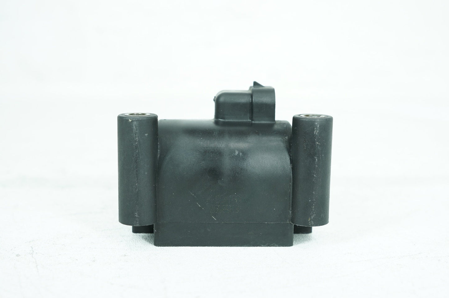 2010 Harley-Davidson Touring FLHX - Ignition Coil Spark Igniter PN: 31696-07A