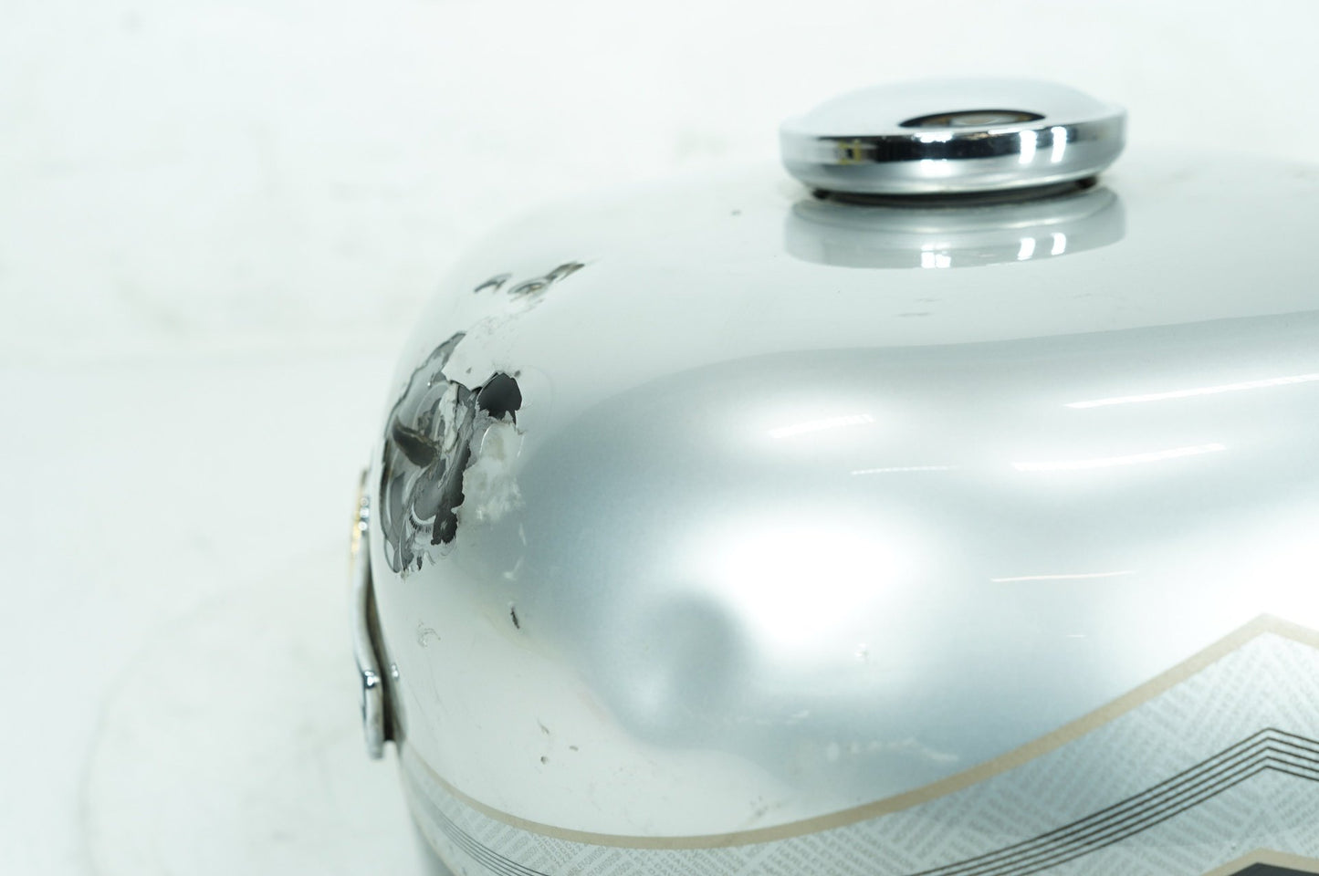 1991 - 2003 Harley-Davidson Sportster Custom Anniversary Fuel Gas Tank Gasoline Reservoir 61348-03