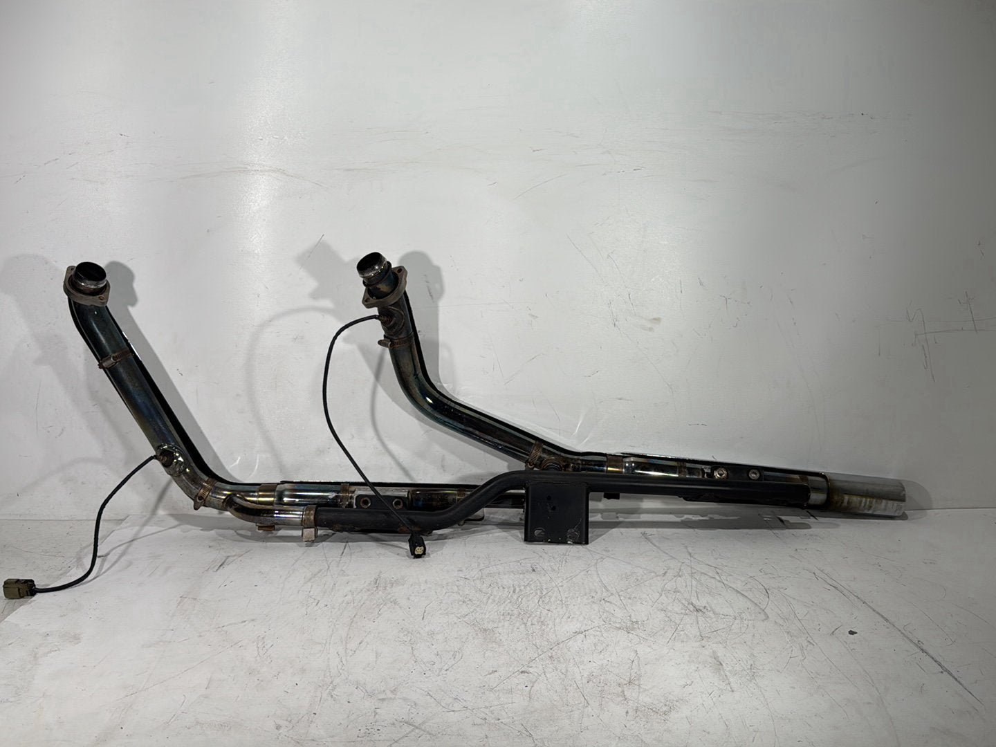2013 Harley Heritage Softail Classic FLSTC OEM Exhaust Header Pipes Muffler Vance & Hines